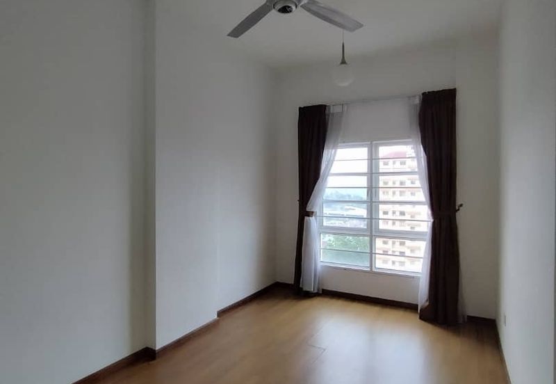 Li Villas Condominium