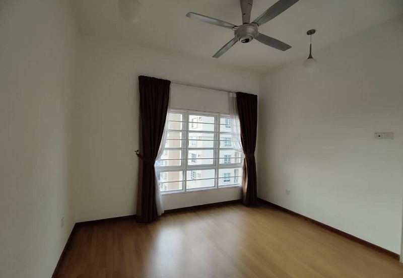 Li Villas Condominium