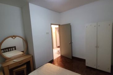 Mutiara Oriental Condominium