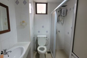 Mutiara Oriental Condominium