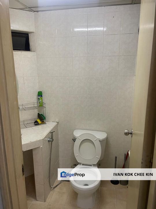 Well Maintained Unit, Selangor, Petaling Jaya
