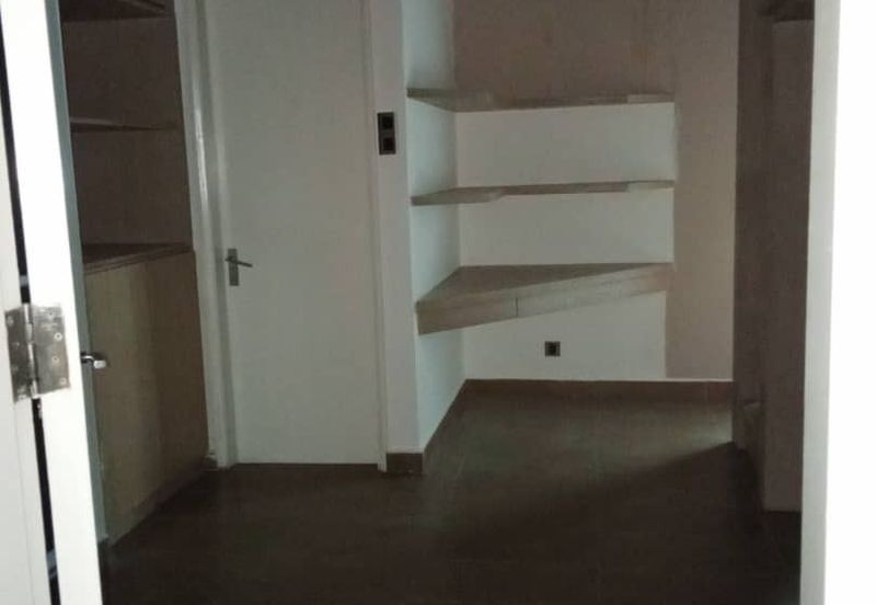 Amaya Saujana, Saujana Subang