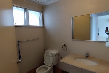 Bungaraya Kondominium, Saujana Subang