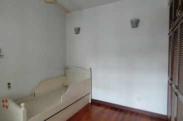 Bungaraya Kondominium, Saujana Subang