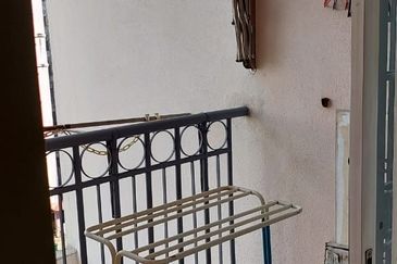 Bayu Puteri Apartment