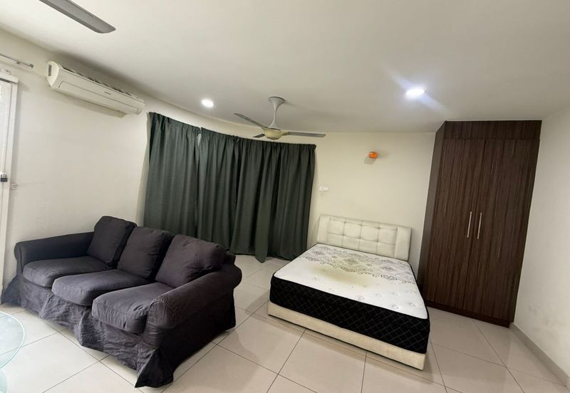 Maisson @ Platinum Apartment