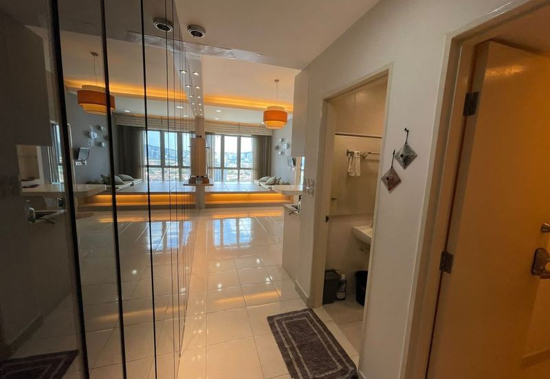 Tropicana City Tropics