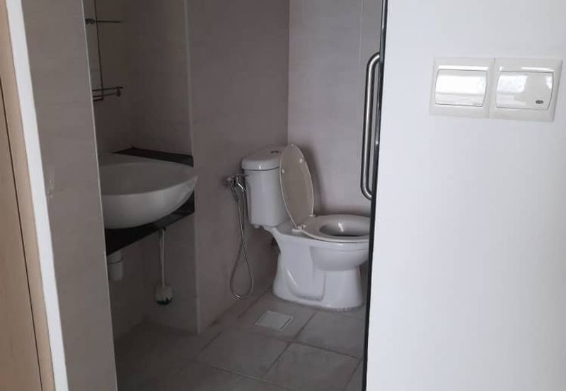 Tropicana City Tropics