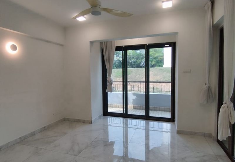 Ara Hill Condominium