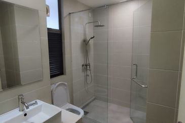 Ara Hill Condominium