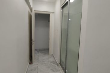 Ara Hill Condominium