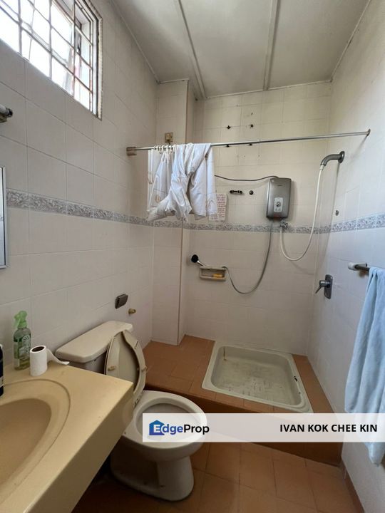 Value Buy House @ USJ 4, Selangor, USJ