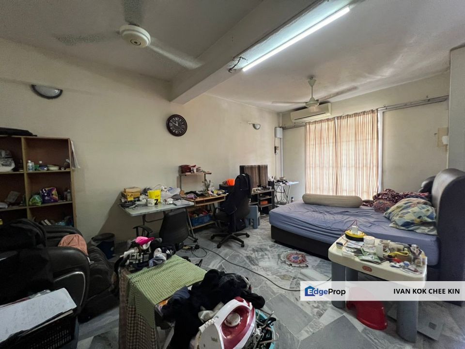 Value Buy House @ USJ 4, Selangor, USJ