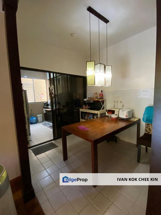 Value Buy Upper Ground Floor Unit, Selangor, Kota Damansara
