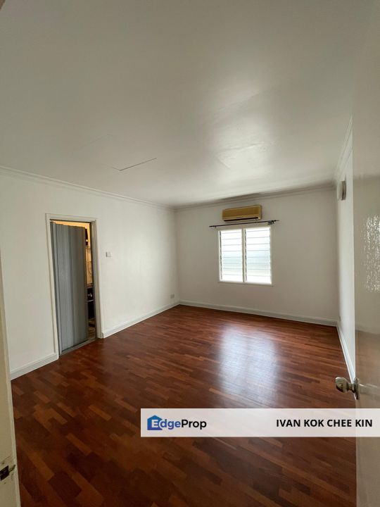 Gated Guarded Freehold Renovated Intermediate House, Selangor, USJ