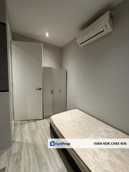 Well Maintained Golf View Unit, Selangor, Tropicana