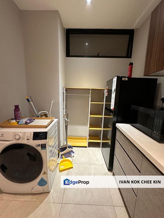 Well Maintained Golf View Unit, Selangor, Tropicana