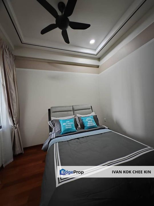 Walking Distance To Paradigm Mall & LRT 3 Station, Selangor, Petaling Jaya