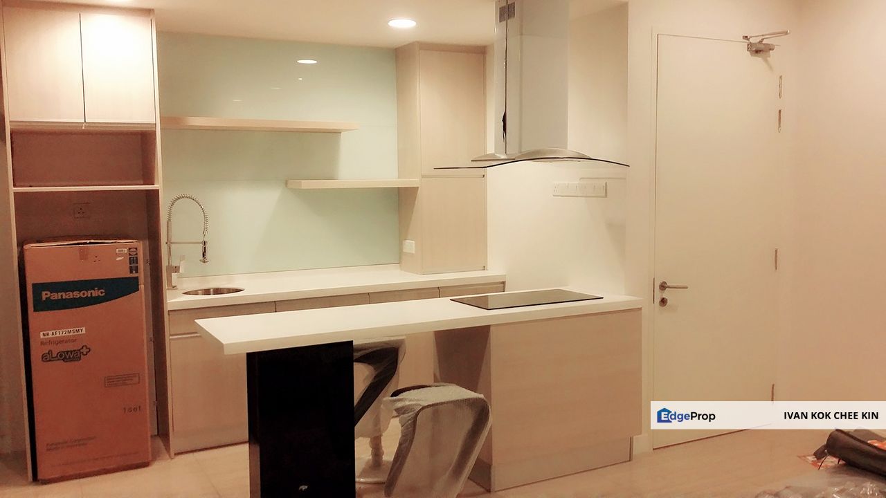 Limited Available Unit With Walking Distance To Lrt Station, Selangor, Ara Damansara