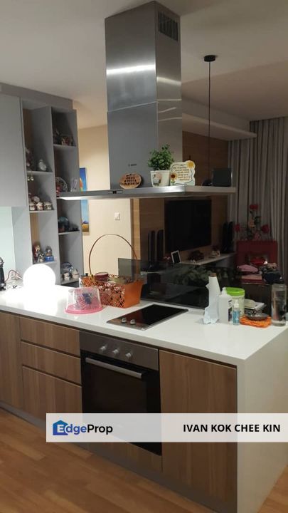 Balcony Type Unit & Link Bridge To Citta Mall, Selangor, Ara Damansara