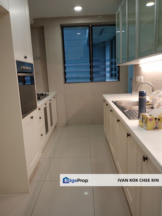 Limited Unit With Big Balcony, Selangor, Ara Damansara