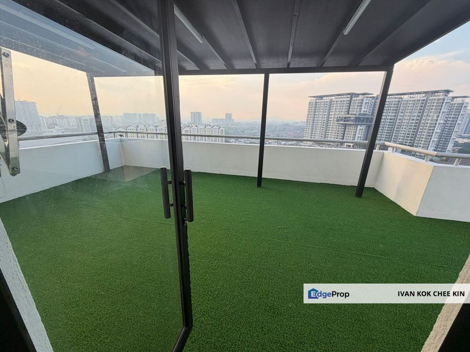 Tastefully Renovated & Walking Distance To LRT Station, Selangor, Ara Damansara