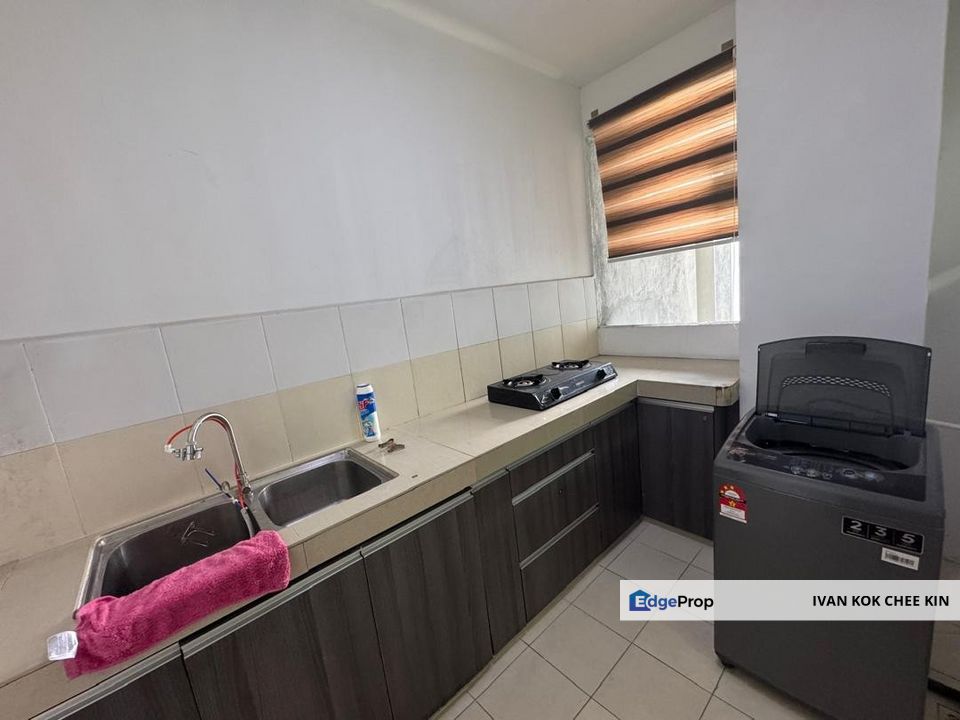 Walking Distance To LRT Station, Selangor, Ara Damansara