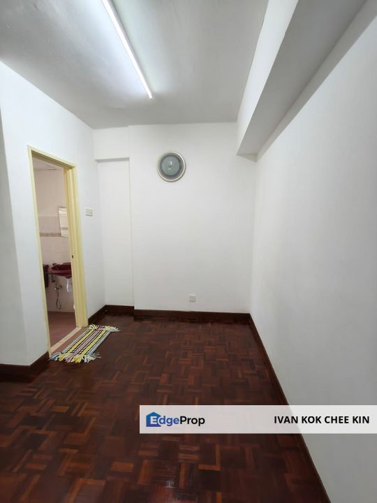 Well Maintained Unit With 2 Carpark Lot, Selangor, Kelana Jaya
