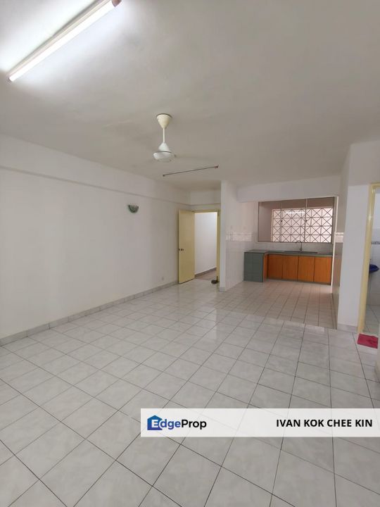 Well Maintained Unit With 2 Carpark Lot, Selangor, Kelana Jaya