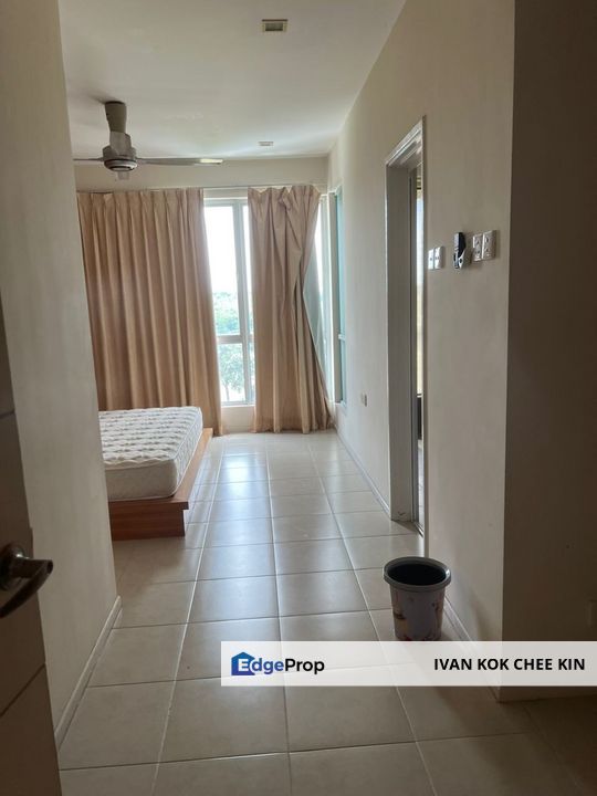 Facing Golf View, Selangor, Kota Damansara