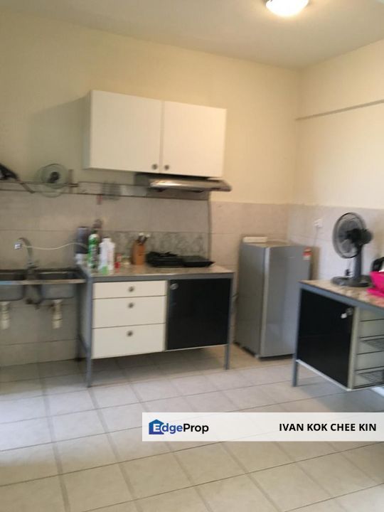 Well Maintained Unit With 2 Carpark Lot, Selangor, Tropicana