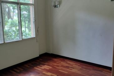 Bungaraya Kondominium, Saujana Subang