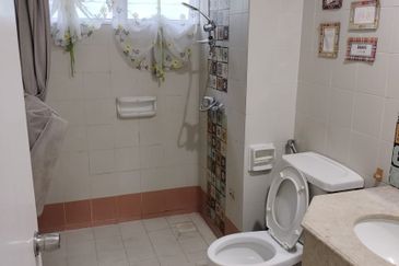 Bungaraya Kondominium, Saujana Subang