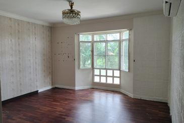 Bungaraya Kondominium, Saujana Subang