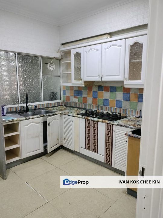 Facing Golf View, Selangor, Saujana 