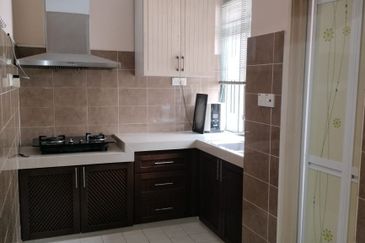 Bungaraya Kondominium, Saujana Subang