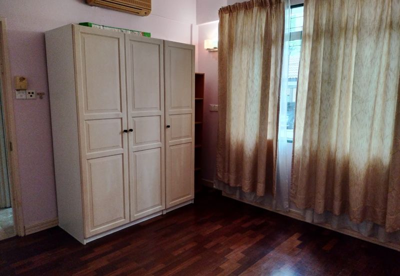 Bungaraya Kondominium, Saujana Subang