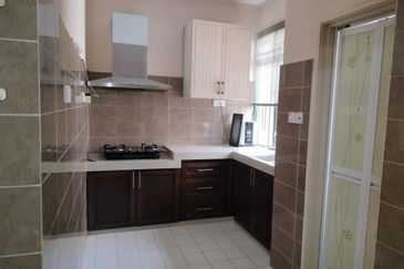 Bungaraya Kondominium, Saujana Subang