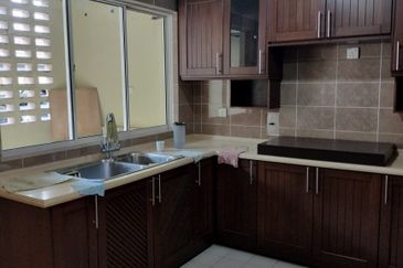 Bungaraya Kondominium, Saujana Subang