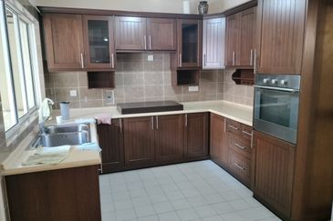 Bungaraya Kondominium, Saujana Subang