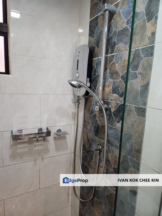 Facing Pool View With 2 Carpark Lot, Selangor, Sunway Damansara