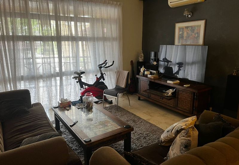 Bungaraya Kondominium, Saujana Subang