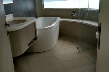 AraGreens Residences