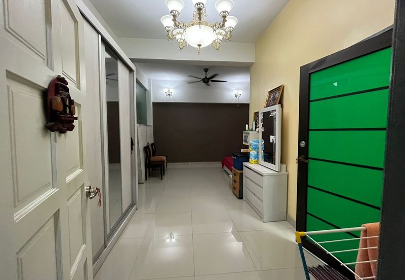 Tiara Kelana Condominium