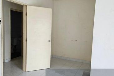 Sterling Condominium