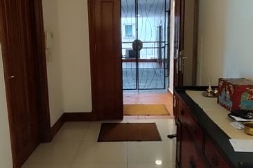 Mont Kiara Damai Resort Condominium