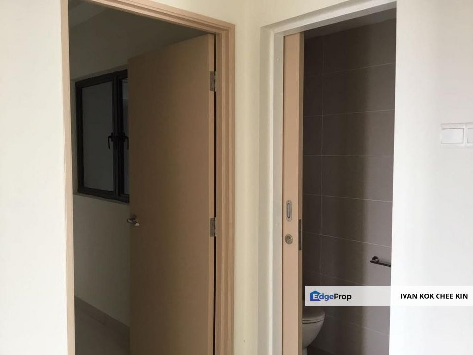 Limited Unit With Big Balcony, Selangor, Ara Damansara