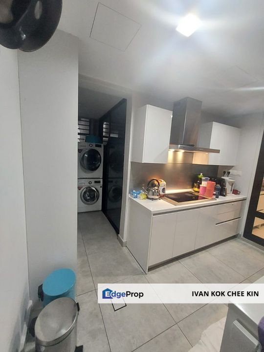 Value Buy Unit With 4 Carpark Lot, Selangor, Ara Damansara