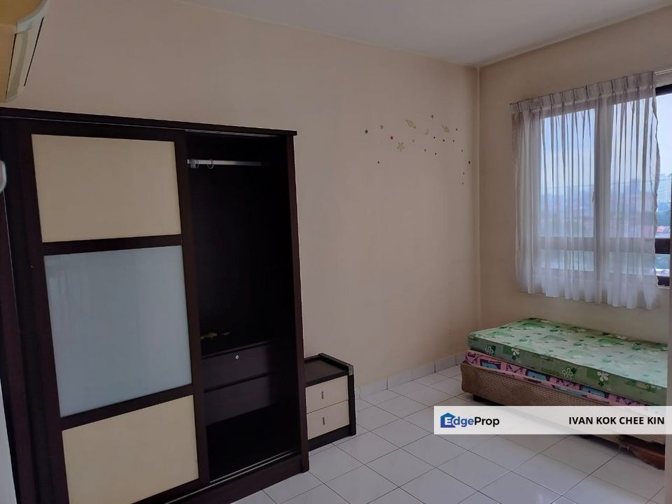 Value Buy Unit, Selangor, Petaling Jaya