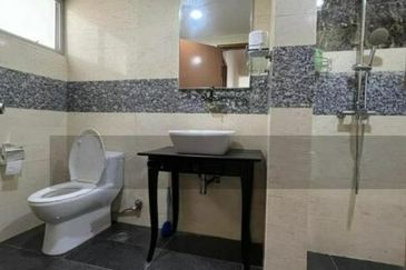 Bungaraya Kondominium, Saujana Subang